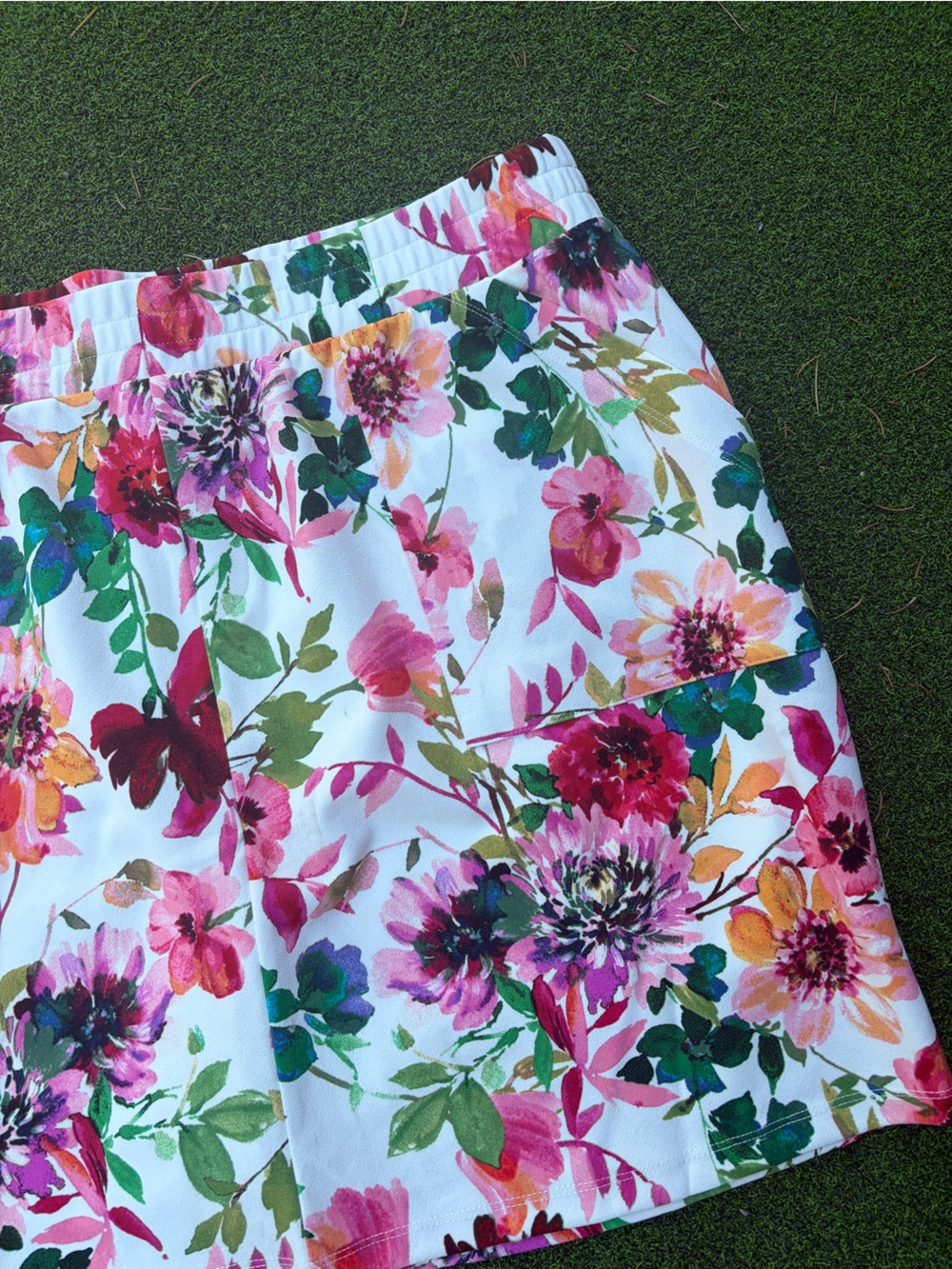 Nina Leonard Floral Pull-On Skort Watercolor Print Size 3X - Picture 4 of 8